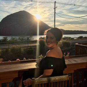 Meet your Posher, Cristal